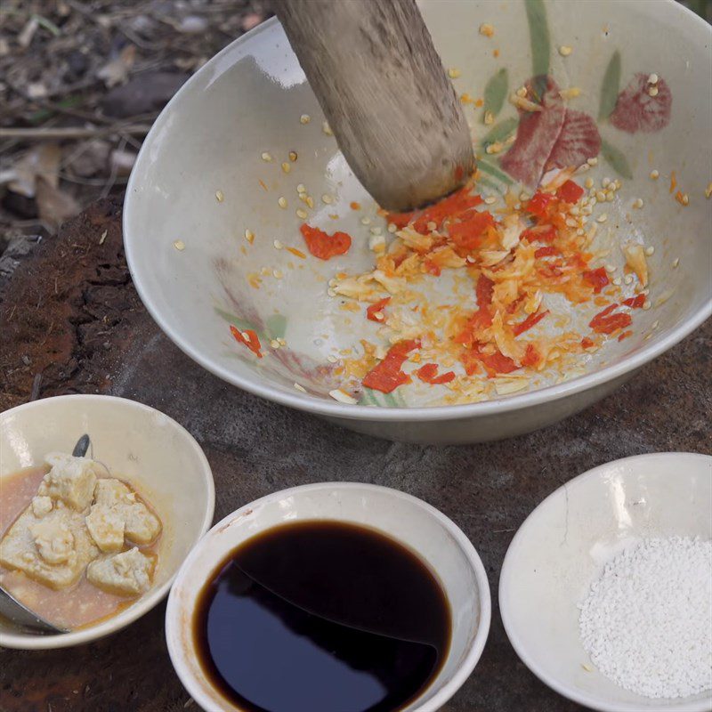 Step 2 Prepare chicken marinade Grilled chicken in clay pot