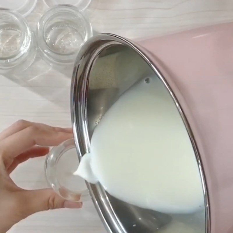 Step 2 Mixing the yogurt starter Yogurt from breast milk