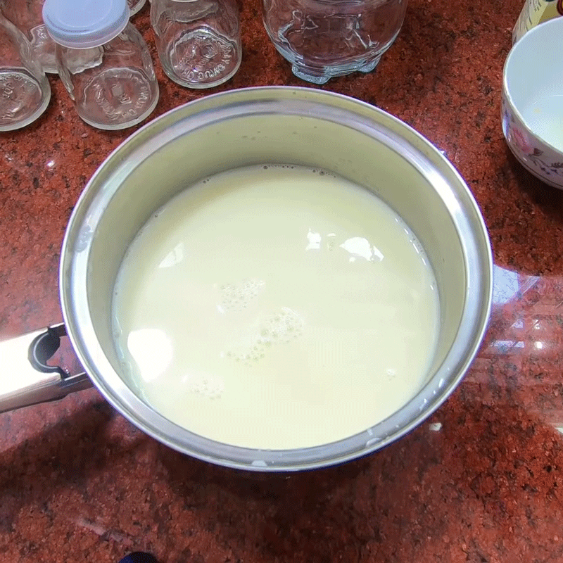 Step 2 Mix durian yogurt Durian yogurt