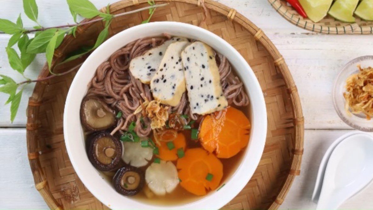 Brown rice pho broth