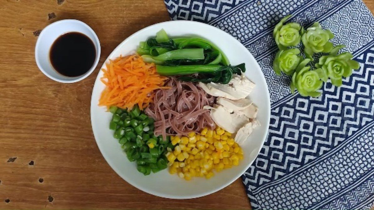 Mixed Brown Rice Noodle Soup