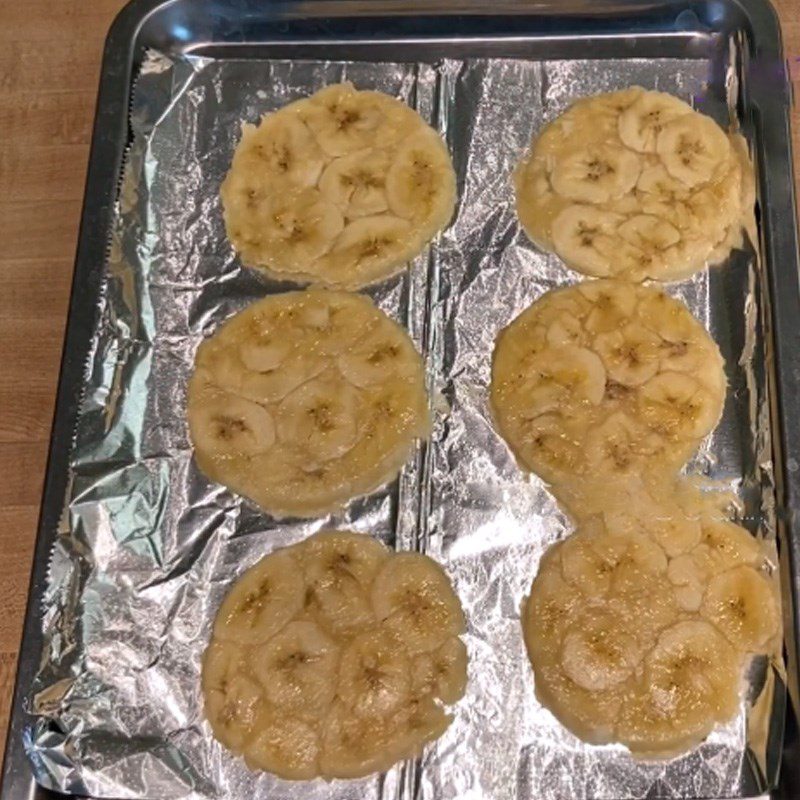 Step 4 Drying banana pressed cake