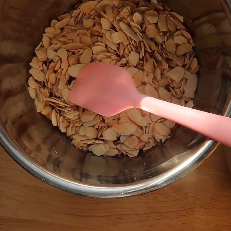 Step 5 Roasting sliced almonds for butterfly pea flower chè khúc bạch