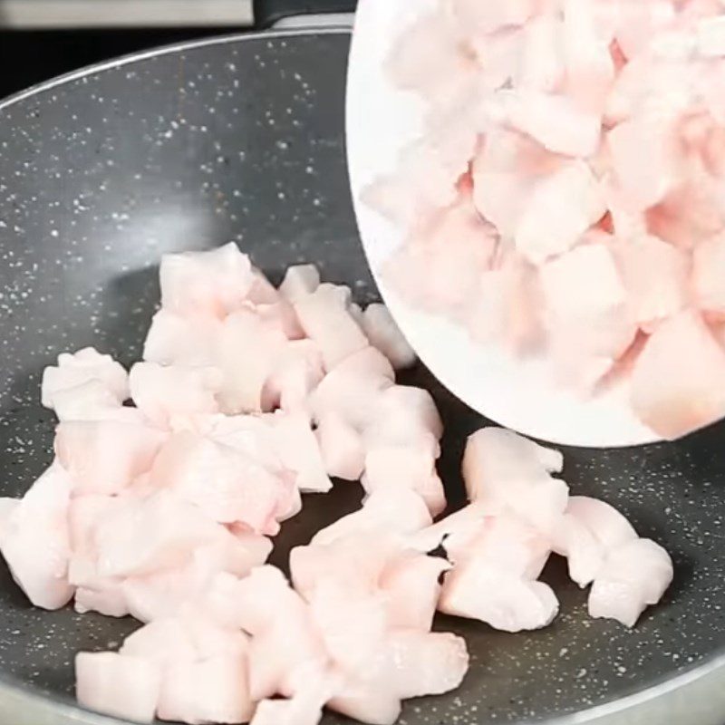 Step 2 Fry Pork Fat Mixed Rice Paper Cracklings