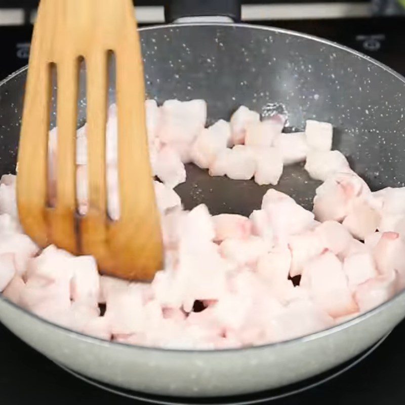 Step 2 Fry Pork Fat Mixed Rice Paper Cracklings