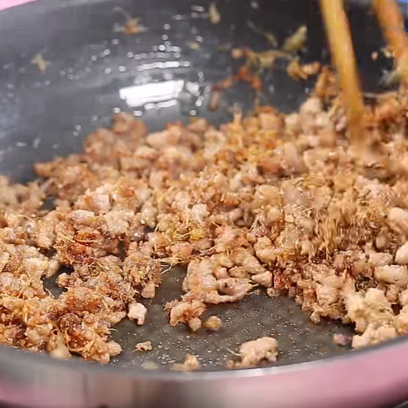 Step 2 Stir-fried minced meat with galangal Stir-fried minced meat with galangal