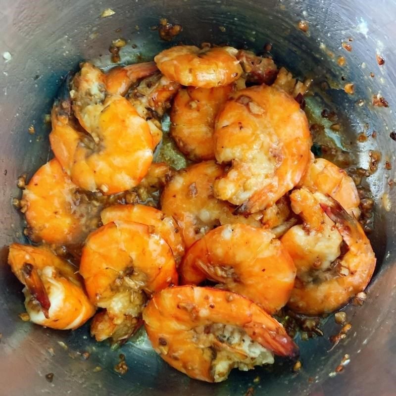 Step 4 Sautéed Shrimp with Garlic Sautéed Shrimp with Garlic