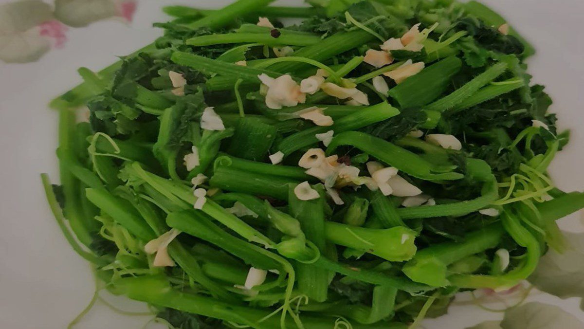 Stir-fried Gourd with Garlic (Recipe shared by a user)