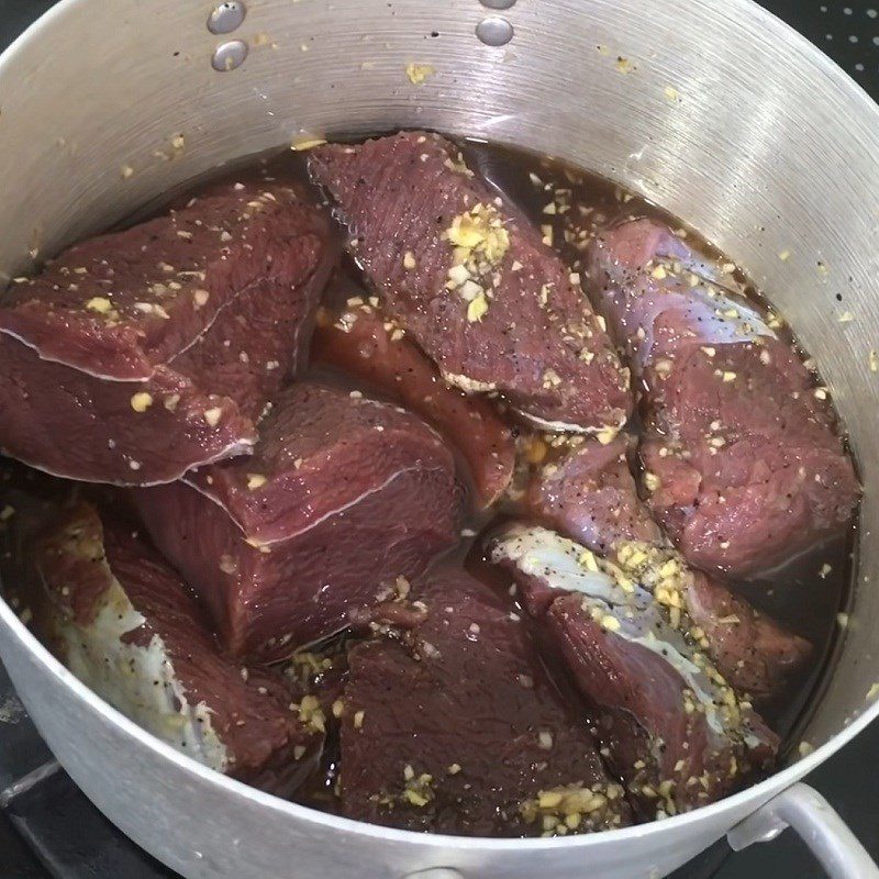 Step 3 Braise the beef Braised beef