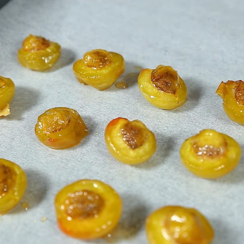 Step 4 Drying apricots Apricot jam coated with sugar