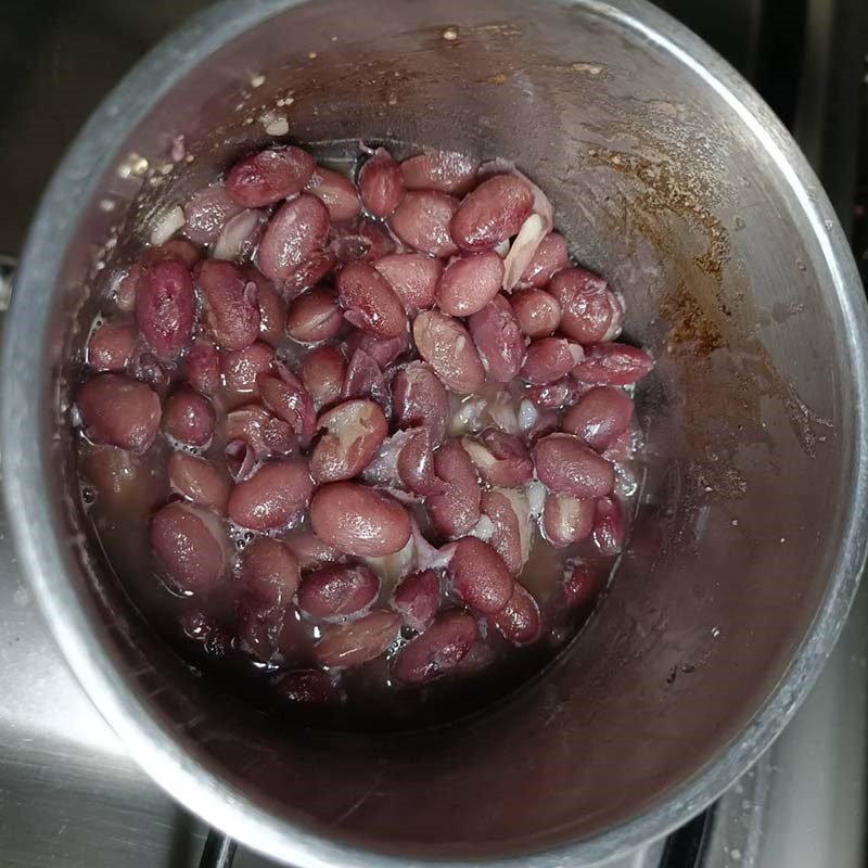 Step 2 Fry red beans Red Bean Milk Ice