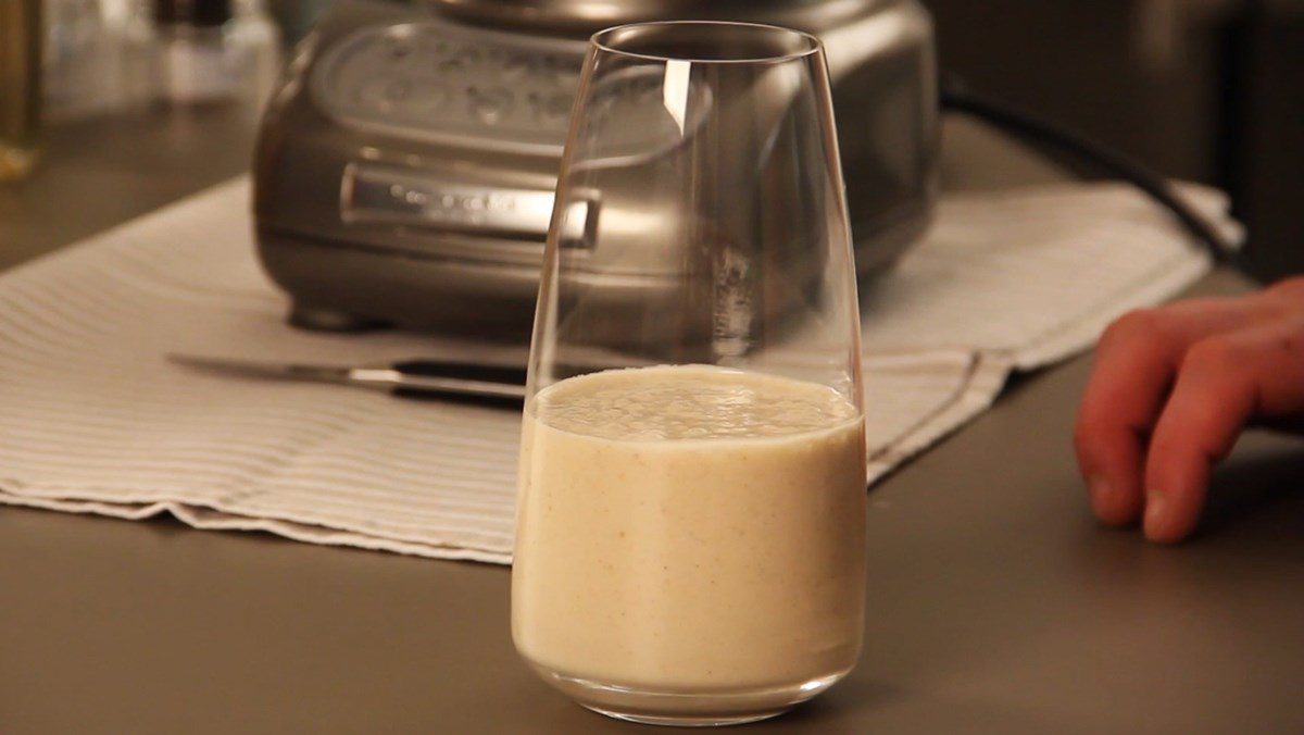 Banana Peanut Butter Yogurt Smoothie