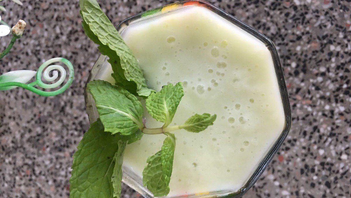 Melon Banana Smoothie with Fresh Milk