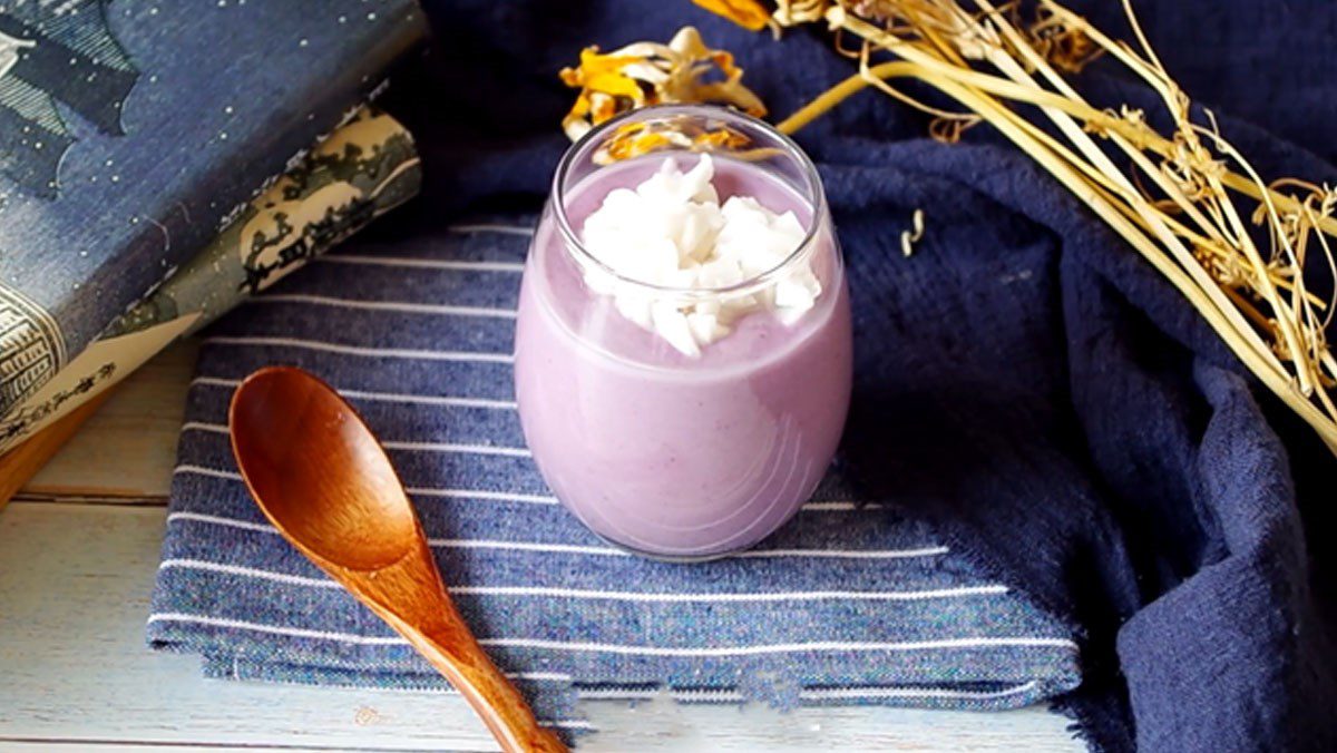 Purple sweet potato and coconut milk smoothie