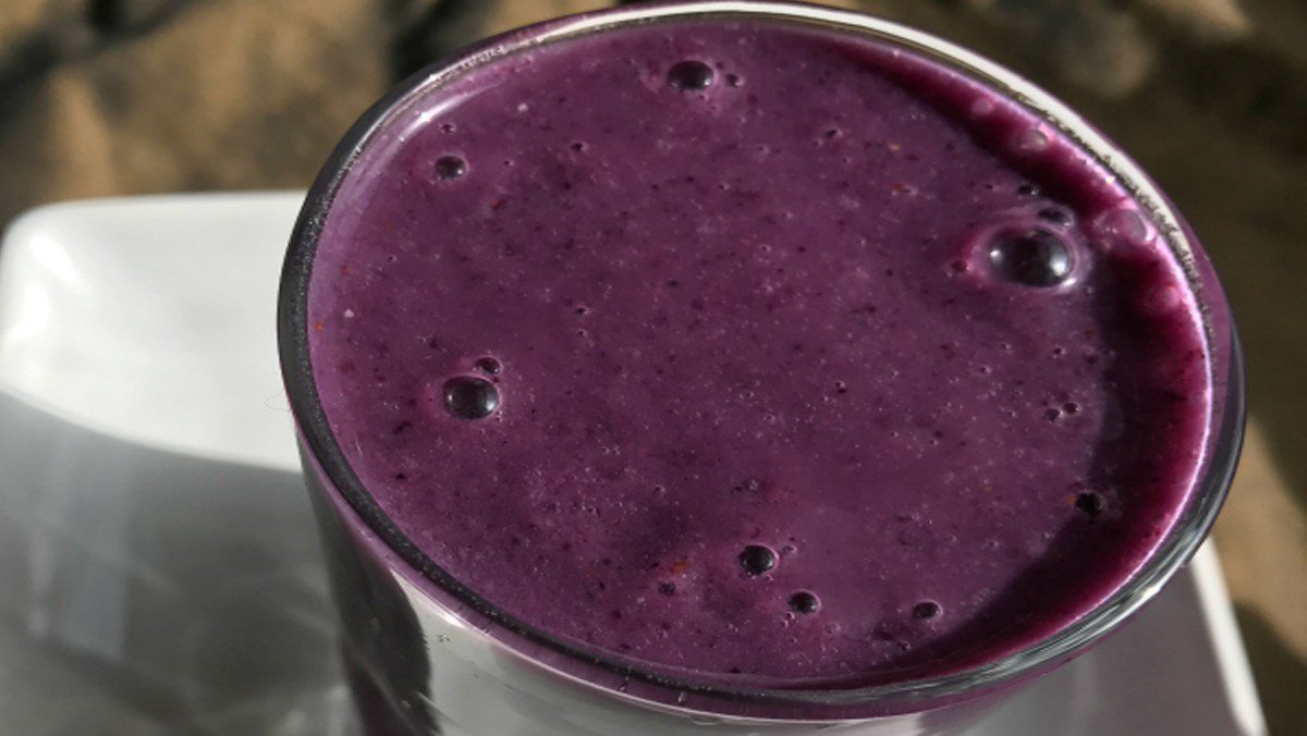 Purple sweet potato smoothie with fresh milk