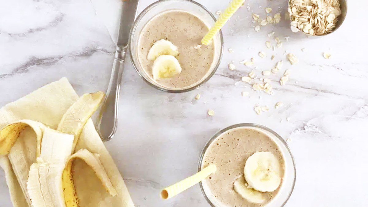 Banana oatmeal protein smoothie