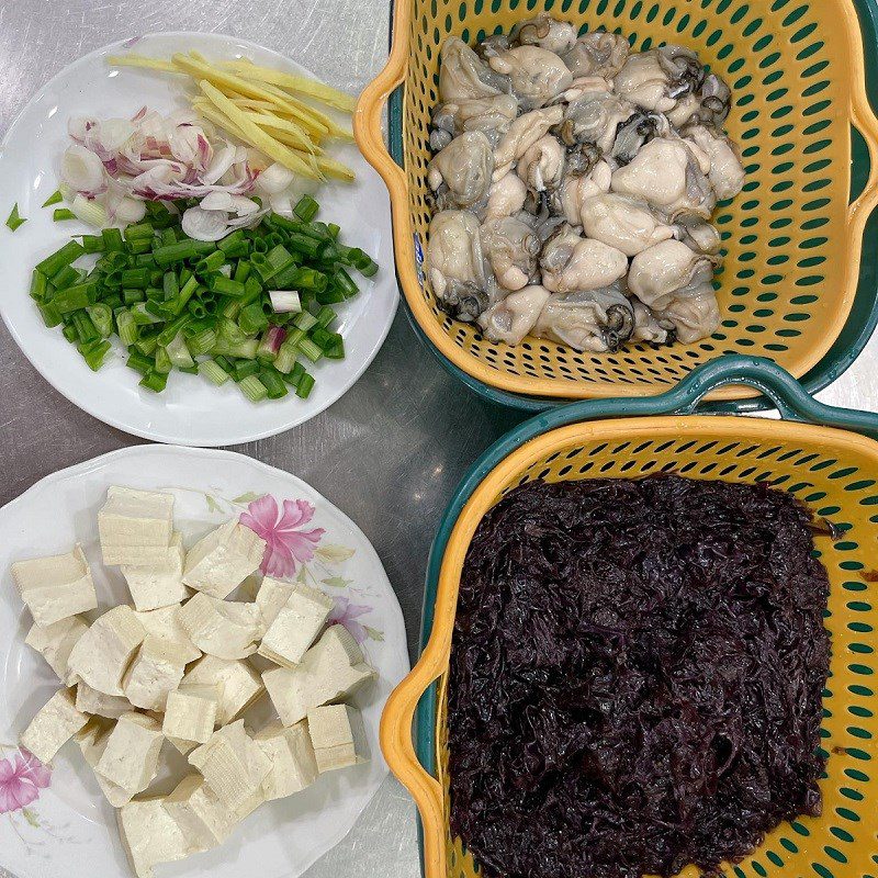 Step 2 Preparation of Other Ingredients Seaweed Oyster Soup