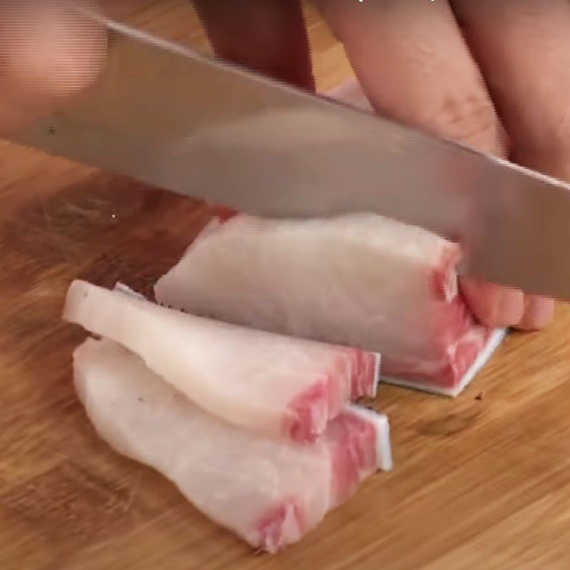 Step 1 Prepare and marinate the catfish Catfish with lemon sauce