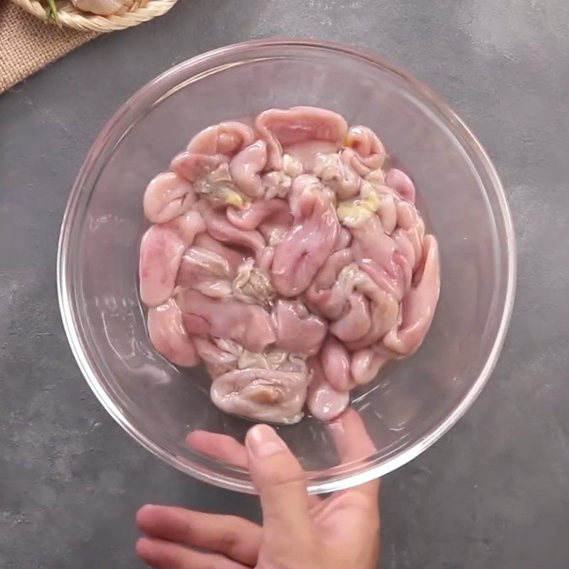 Step 1 Prepare the basa fish stomach Basa fish stomach fried with garlic and chili