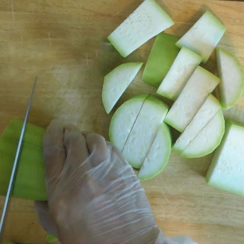 Step 1 Prepare the gourd Gourd juice