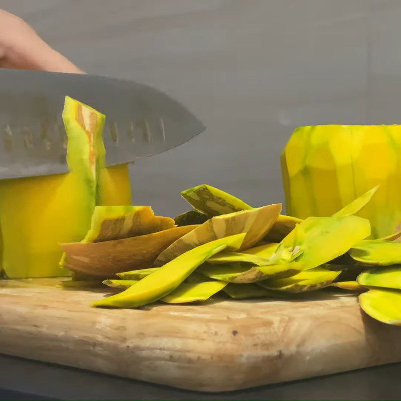 Step 1 Prepare the pumpkin Vegetarian Pumpkin Soup