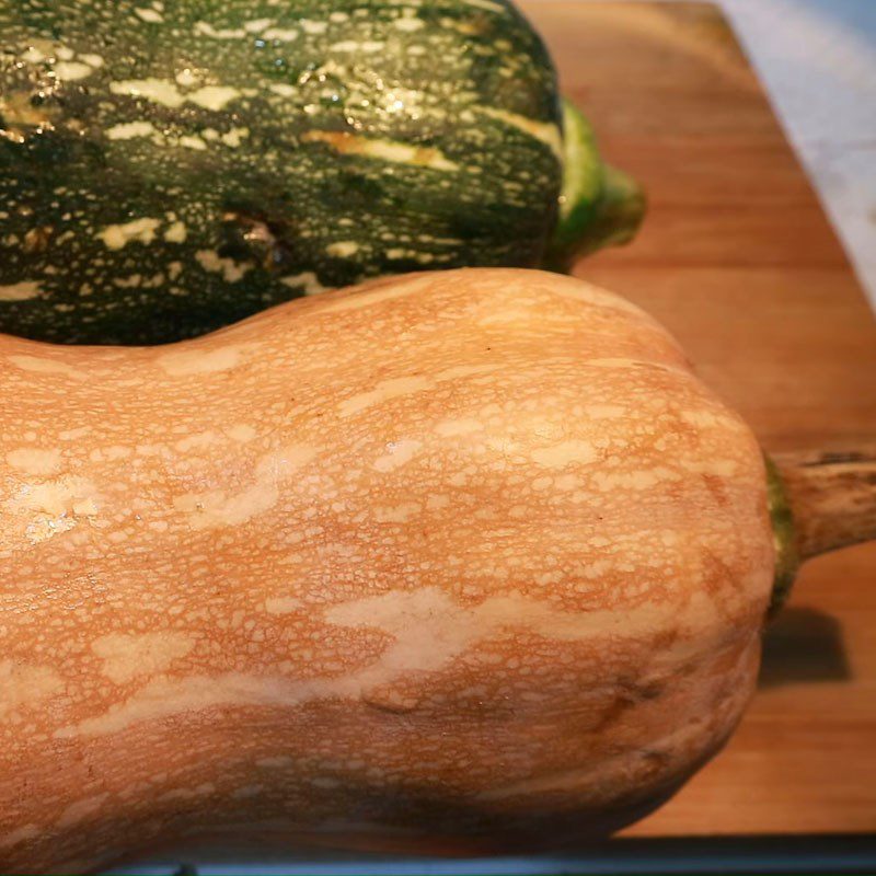 Step 1 Prepare the pumpkin Fried Pumpkin with Meat