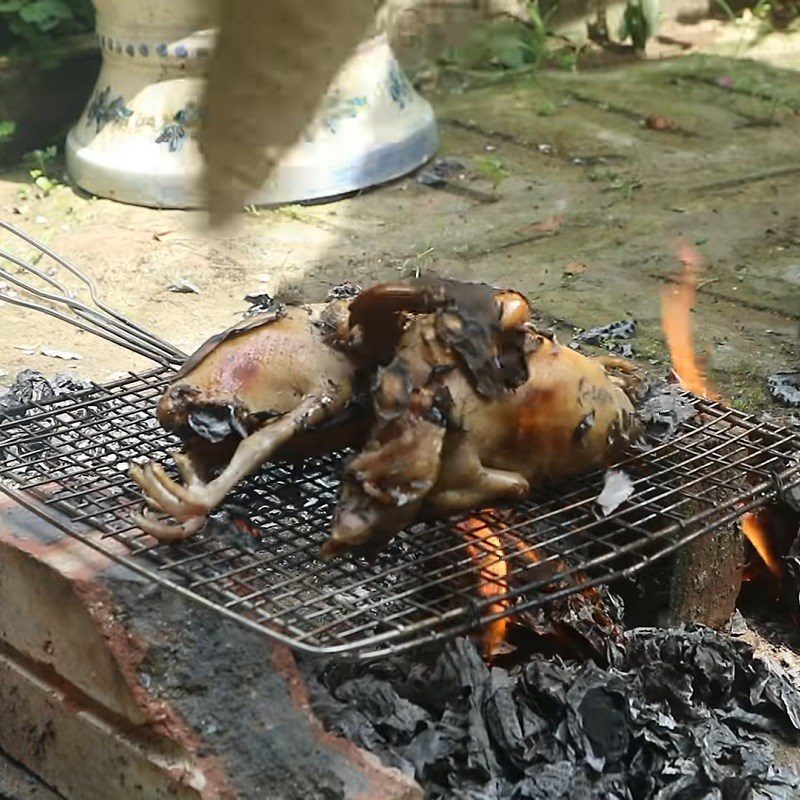 Step 1 Prepare the pigeon Stir-fried Pigeon with Loofah