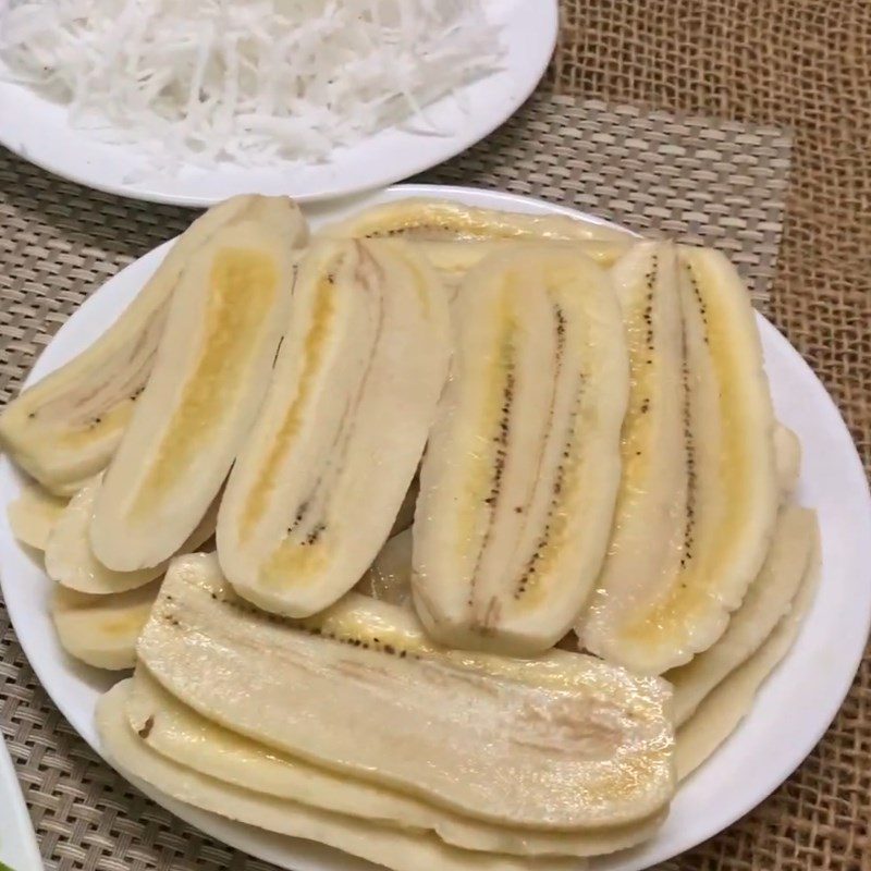 Step 1 Prepare avocado and banana for Avocado Banana Ice Cream