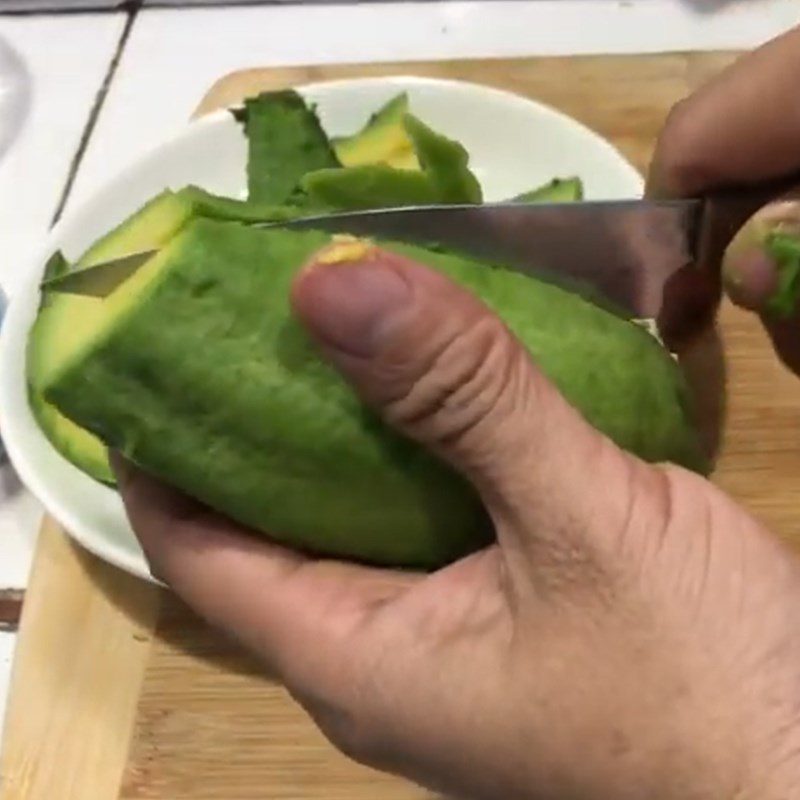 Step 1 Prepare avocado, blend avocado Coconut milk avocado flan