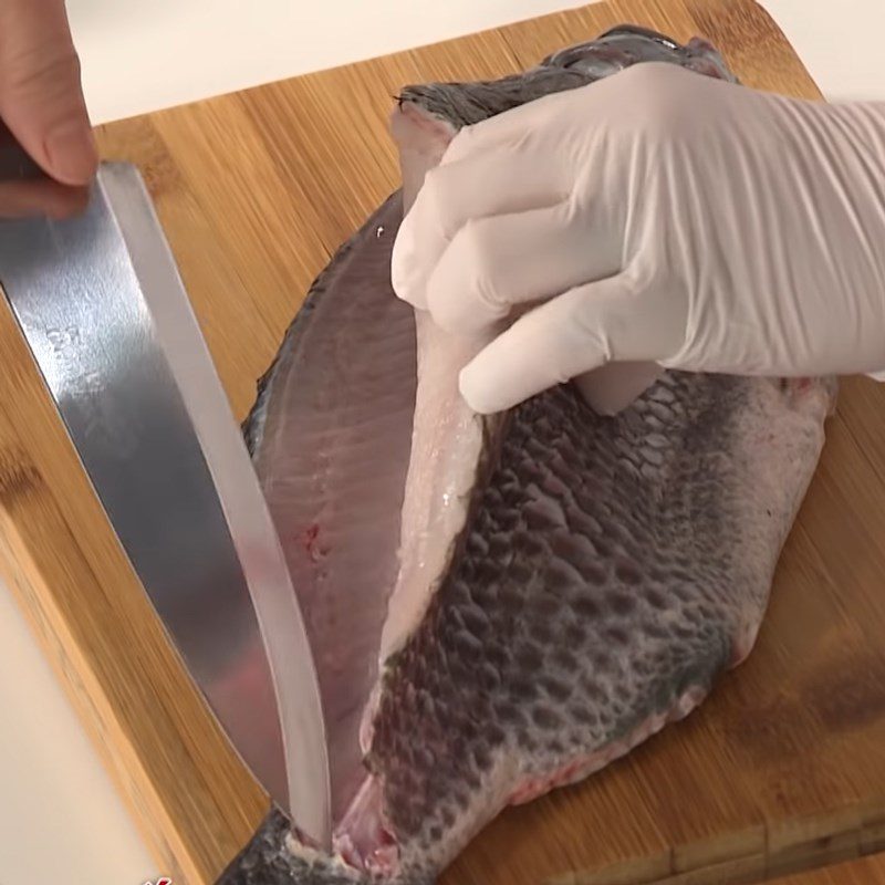 Step 1 Prepare the fish Grilled Pa Pin Topt Fish using an oven