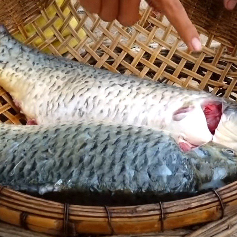 Step 1 Prepare the Carp Grilled Carp with Turmeric