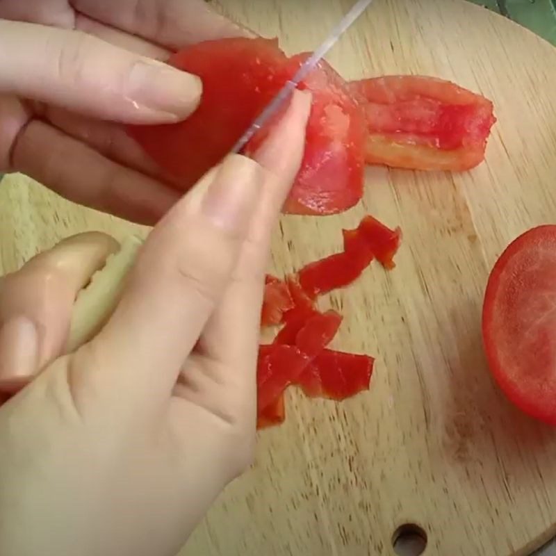 Step 1 Prepare tomatoes for Tomato Porridge