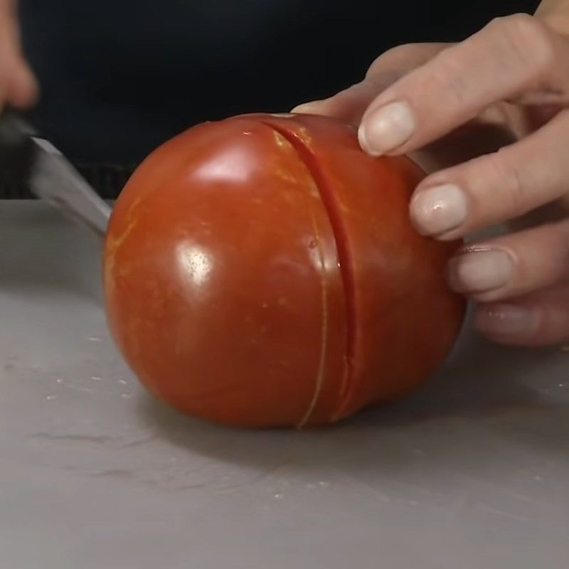 Step 1 Prepare the tomatoes for Tomato juice without a machine