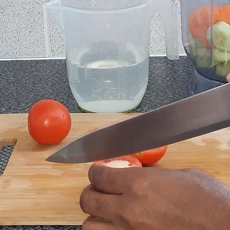 Step 1 Prepare tomatoes, carrots, and cucumbers Tomato carrot cucumber juice