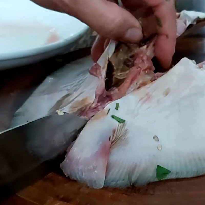 Step 1 Prepare the Stingray for Sour Stingray Soup with Banana Blossom