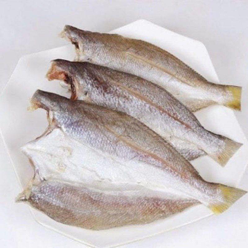 Step 1 Prepare the dried fish Dried Fish with Garlic and Chili