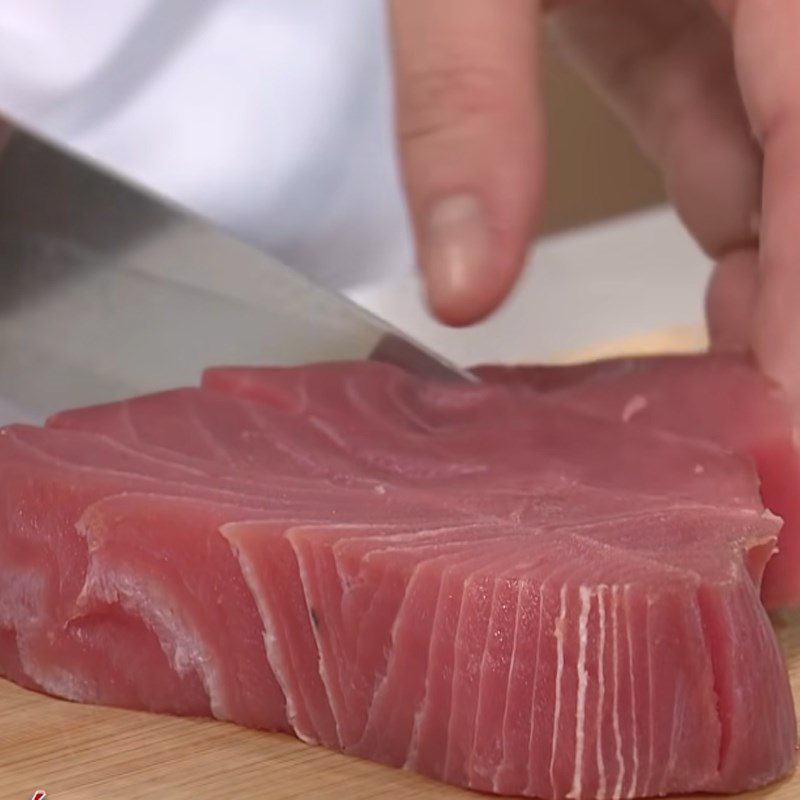 Step 1 Prepare the tuna Pan-Seared Tuna with Garlic Butter Sauce