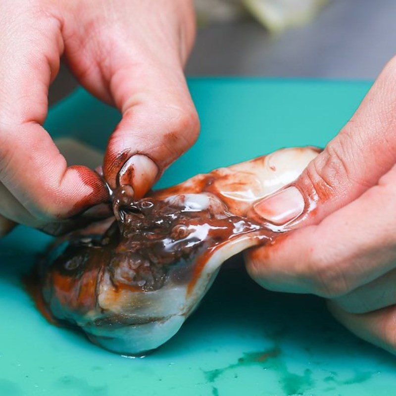 Step 1 Prepare the Octopus for Octopus Porridge