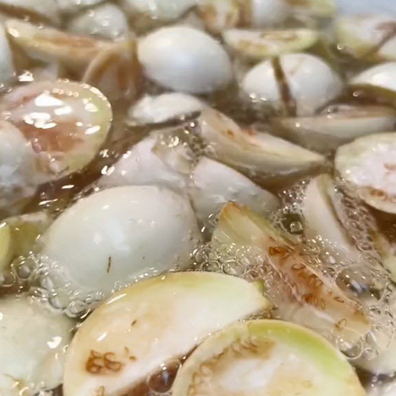 Step 1 Preparing eggplant for Pickled Eggplant (Recipe shared from TikTok Cooking with TasteVN)