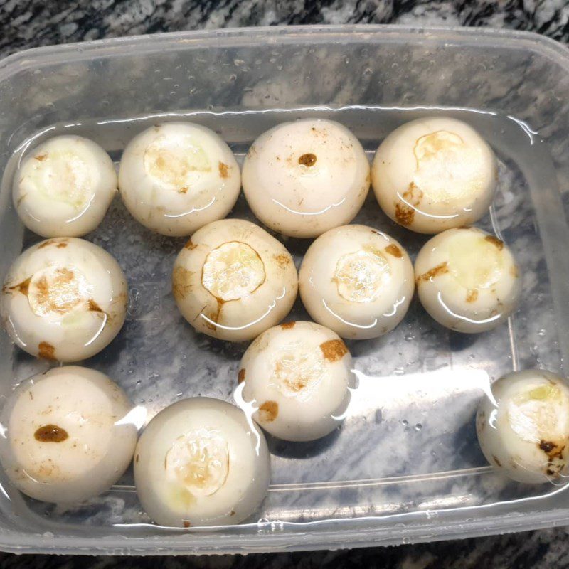 Step 1 Prepare the eggplant for Pickled eggplant (Recipe shared by a user)