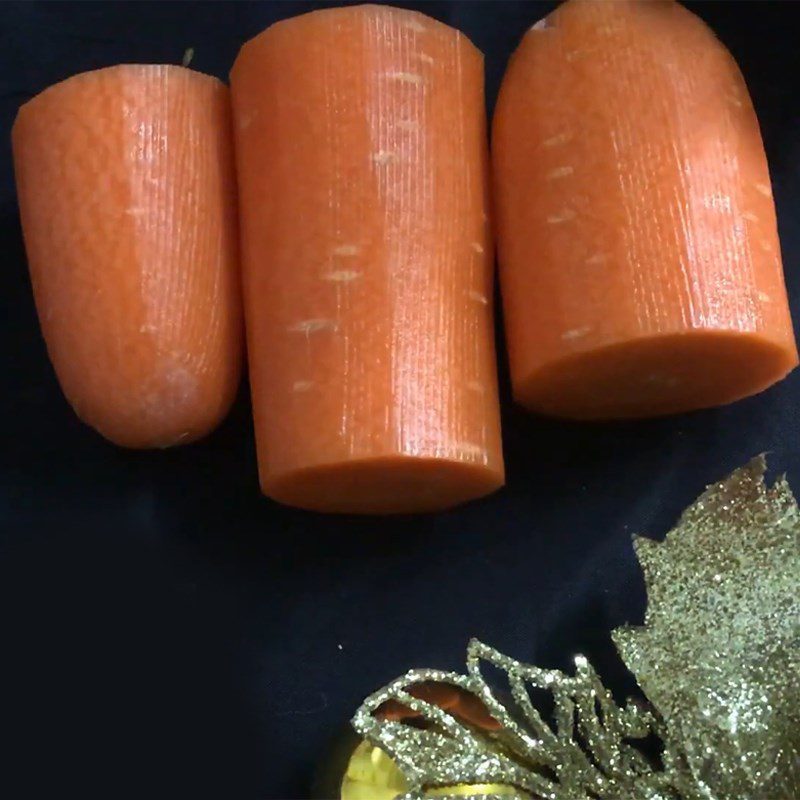 Step 1 Prepare the carrot Make a Christmas tree shape from a carrot