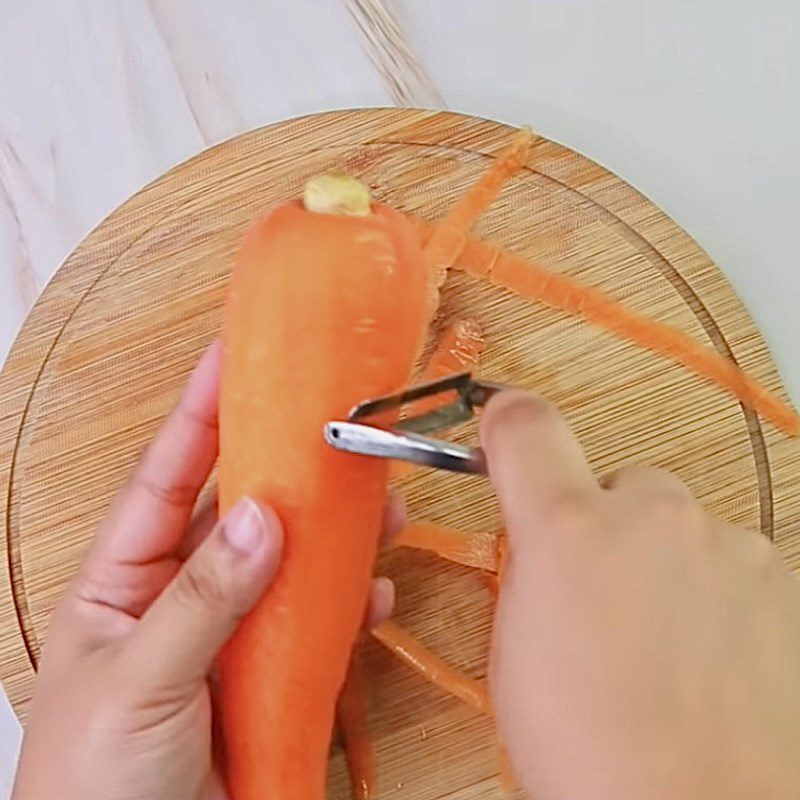 Step 1 Prepare carrots for carrot chips