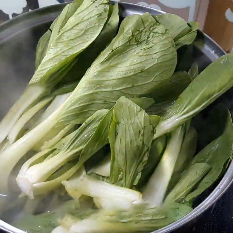 Step 1 Prepare the bok choy Stir-fried Bok Choy with King Oyster Mushrooms