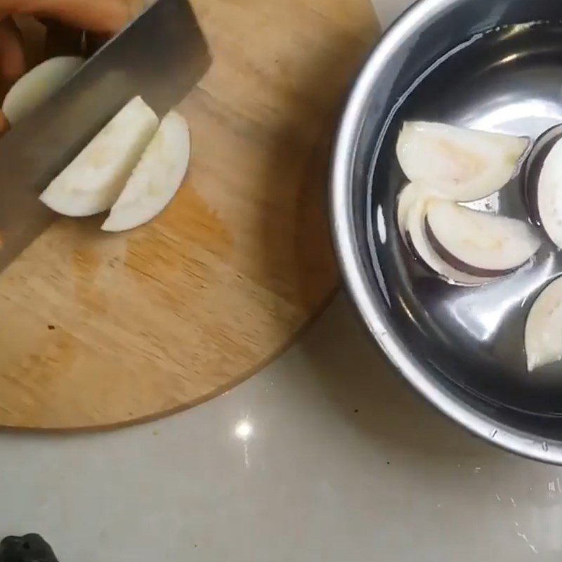 Step 1 Prepare eggplant Round eggplant quick pickle