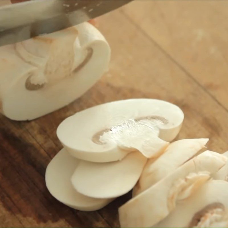 Step 1 Prepare the ingredients for creamy Tokbokki