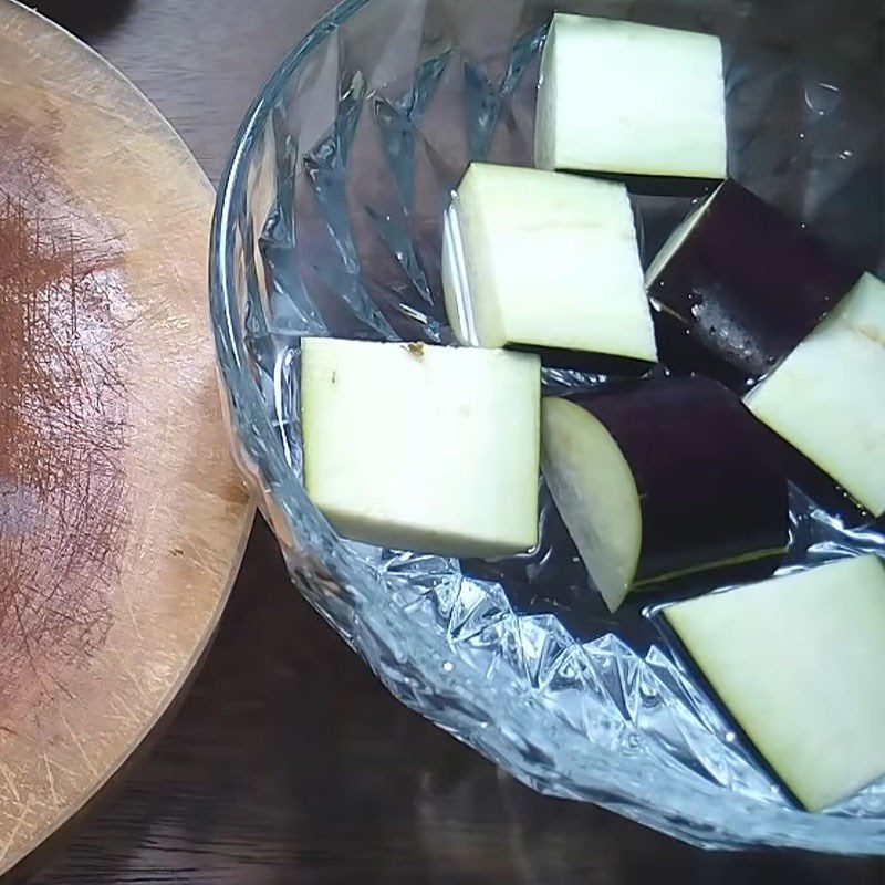 Step 1 Prepare the Ingredients for Vegetarian Bun Mam