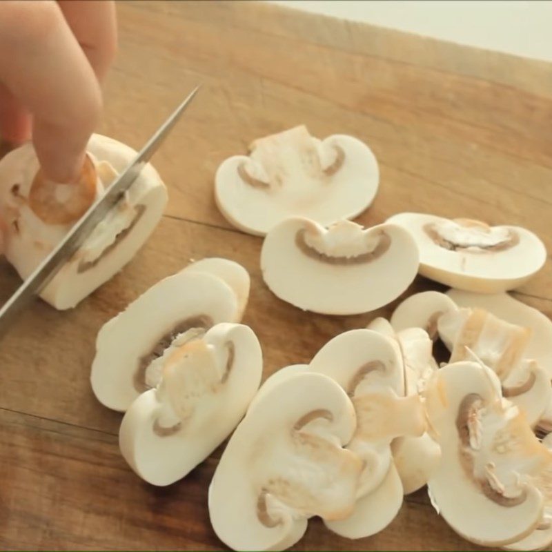 Step 1 Prepare the ingredients for creamy Tokbokki