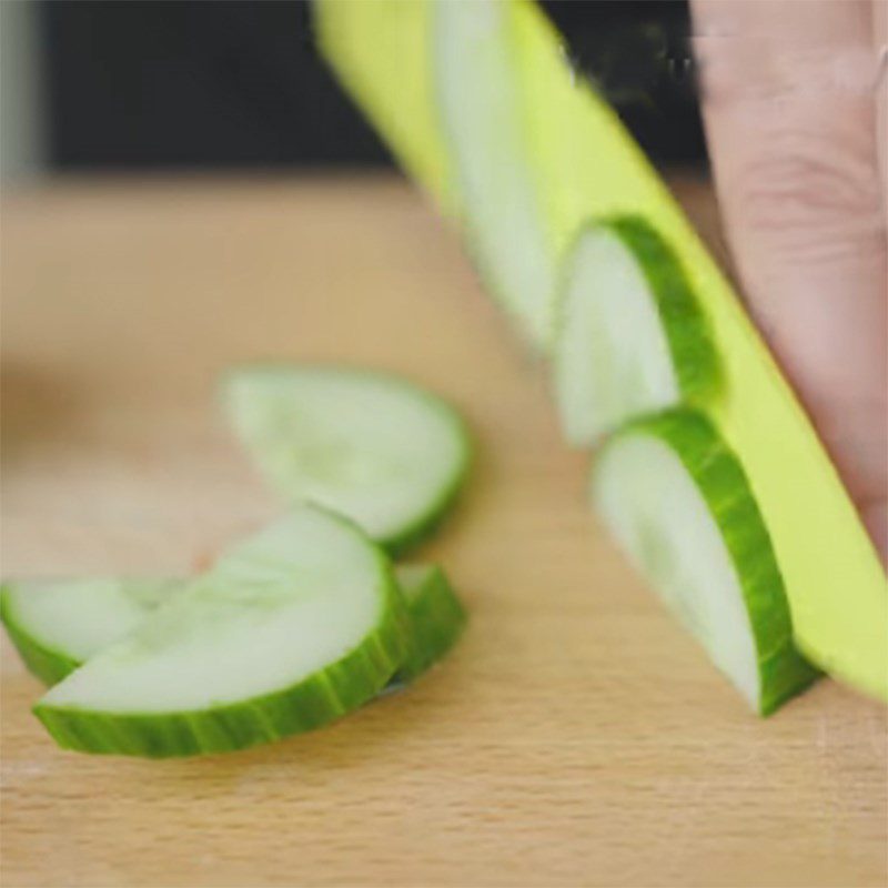 Step 1 Prepare the vegetables for Fried Chicken Rice