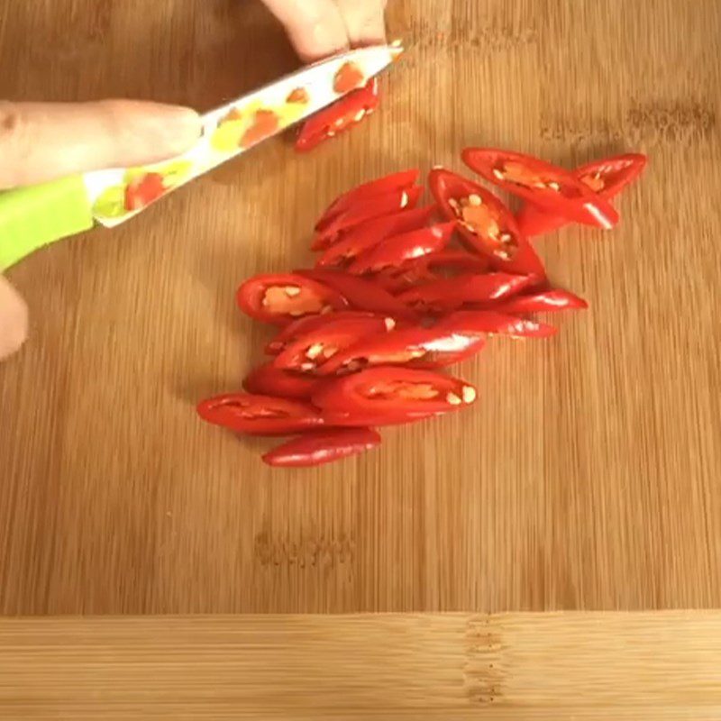 Step 1 Prepare the types of vegetables for wrapping Lemongrass Stir-Fried Beef Spring Rolls