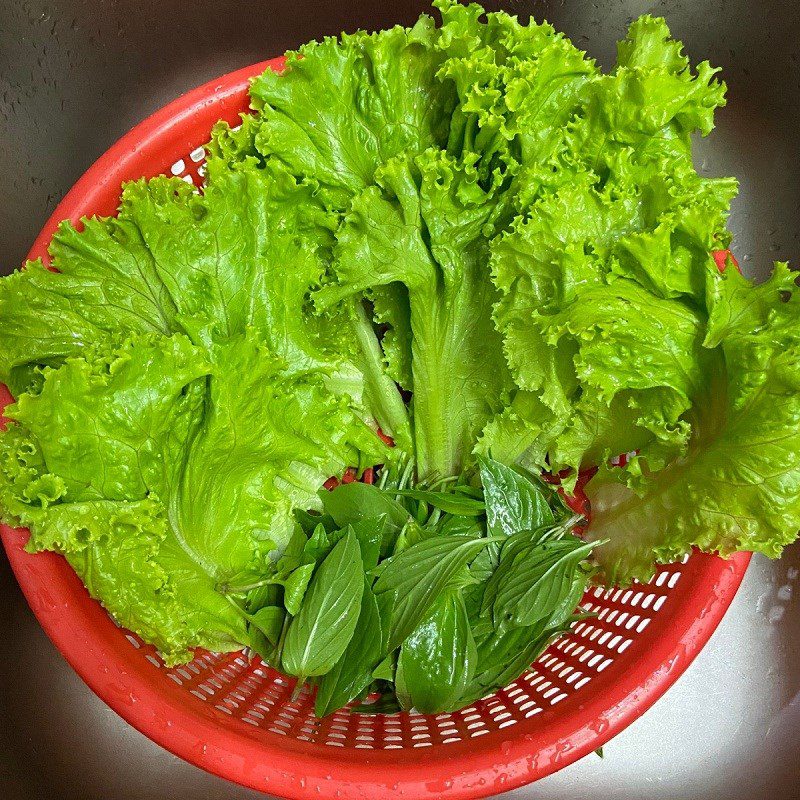 Step 1 Prepare the ingredients for Shrimp Spring Rolls